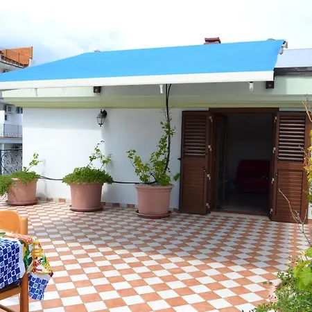 Apartment Vacanze Fronte Mare A Roseto Degli Abruzzi! *