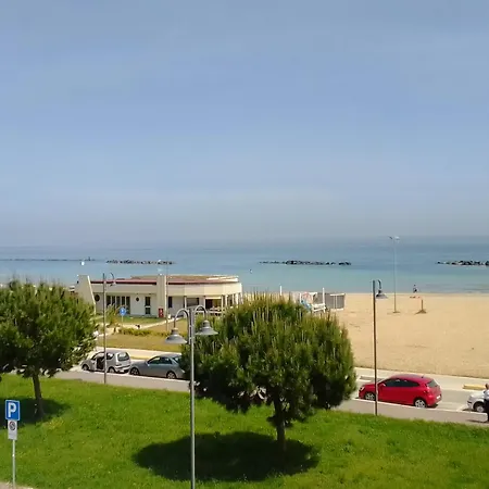 Apartment Vacanze Fronte Mare A Roseto Degli Abruzzi! Roseto Degli Abruzzi