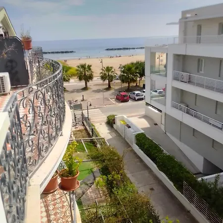 Vacanze Fronte Mare A Roseto Degli Abruzzi! * Roseto Degli Abruzzi