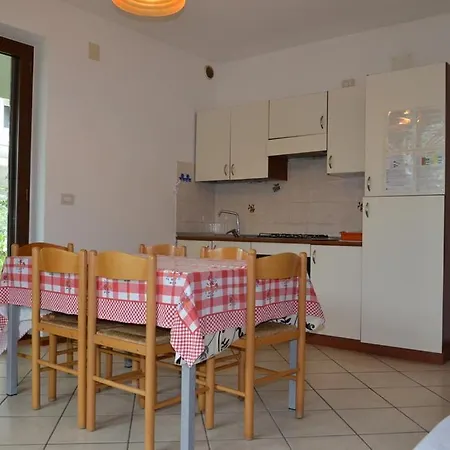 Aparthotel Vacanze Blumare *