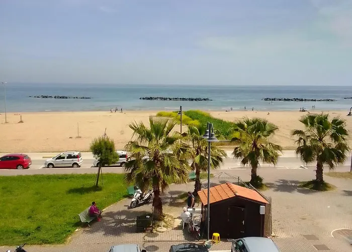 Aparthotel Appartamenti vacanze fronte mare a Roseto degli Abruzzi! *