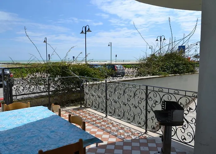 Aparthotel Appartamenti vacanze fronte mare a Roseto degli Abruzzi!