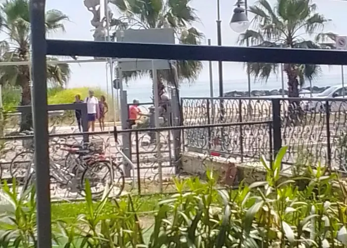 Aparthotel Appartamenti vacanze fronte mare a Roseto degli Abruzzi!